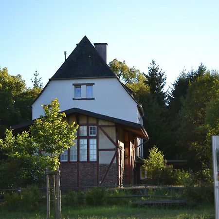 Ferienwohnung Alter Bahnhof Schalkenmehren Exterior foto
