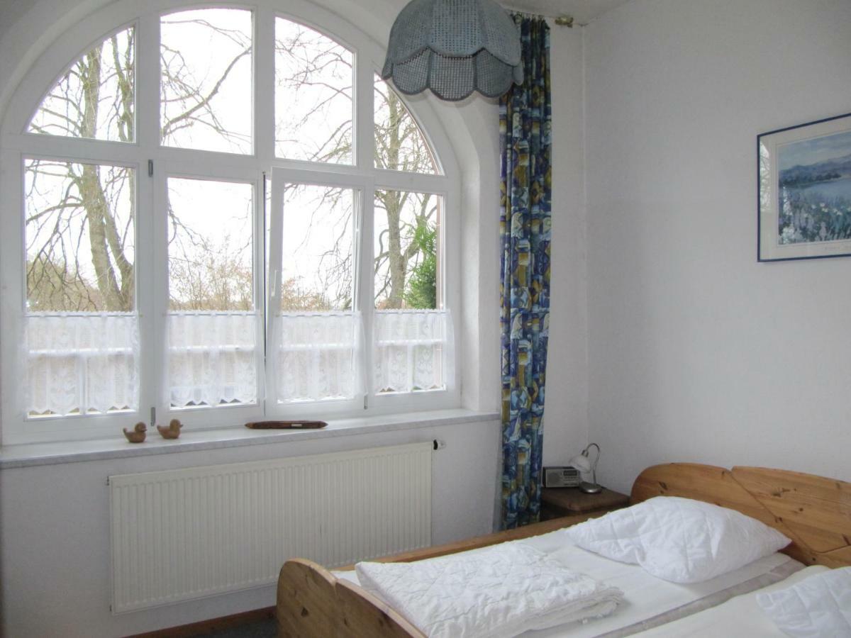 Ferienwohnung Alter Bahnhof Schalkenmehren Exterior foto